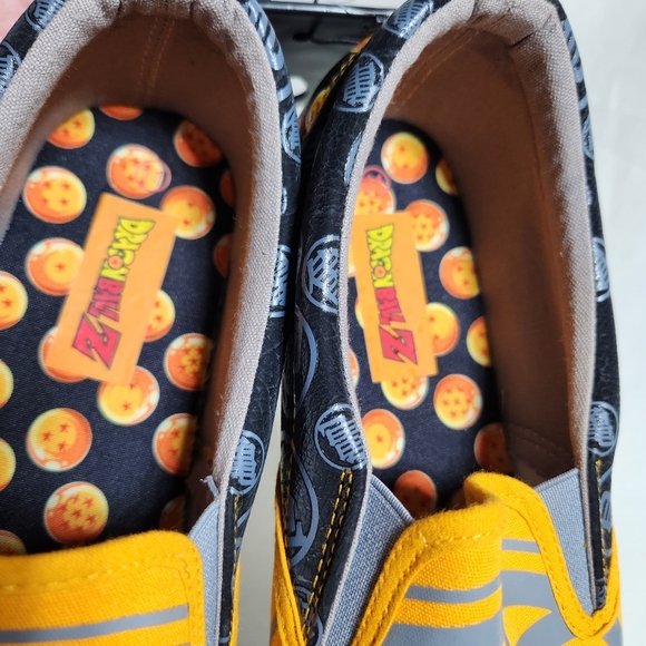 Dragon Ball Z Themed Mens Sneakers Size 11. Slip On - Picture 5 of 6